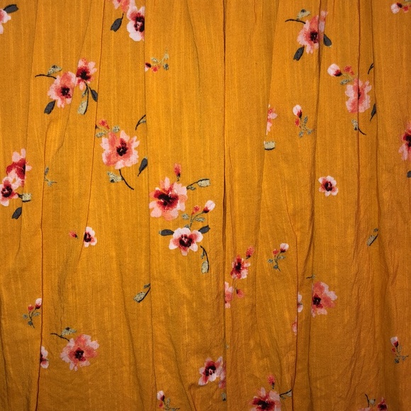 Womens size lg St John’s Bay blouse - Picture 2 of 8